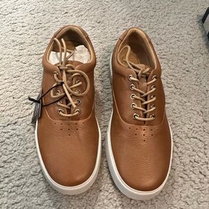 Brand new sperrys. Originally $140. Ordered the wrong size. Mens 9.5